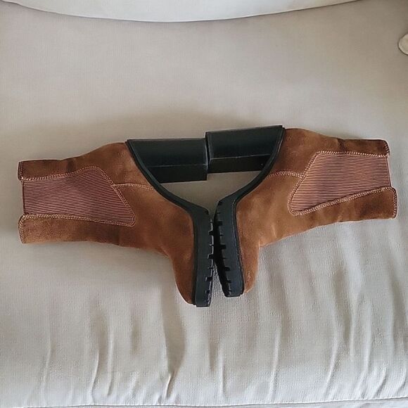 Chelsea & Violet Suede Leather Chunky Boots - Picture 5 of 12